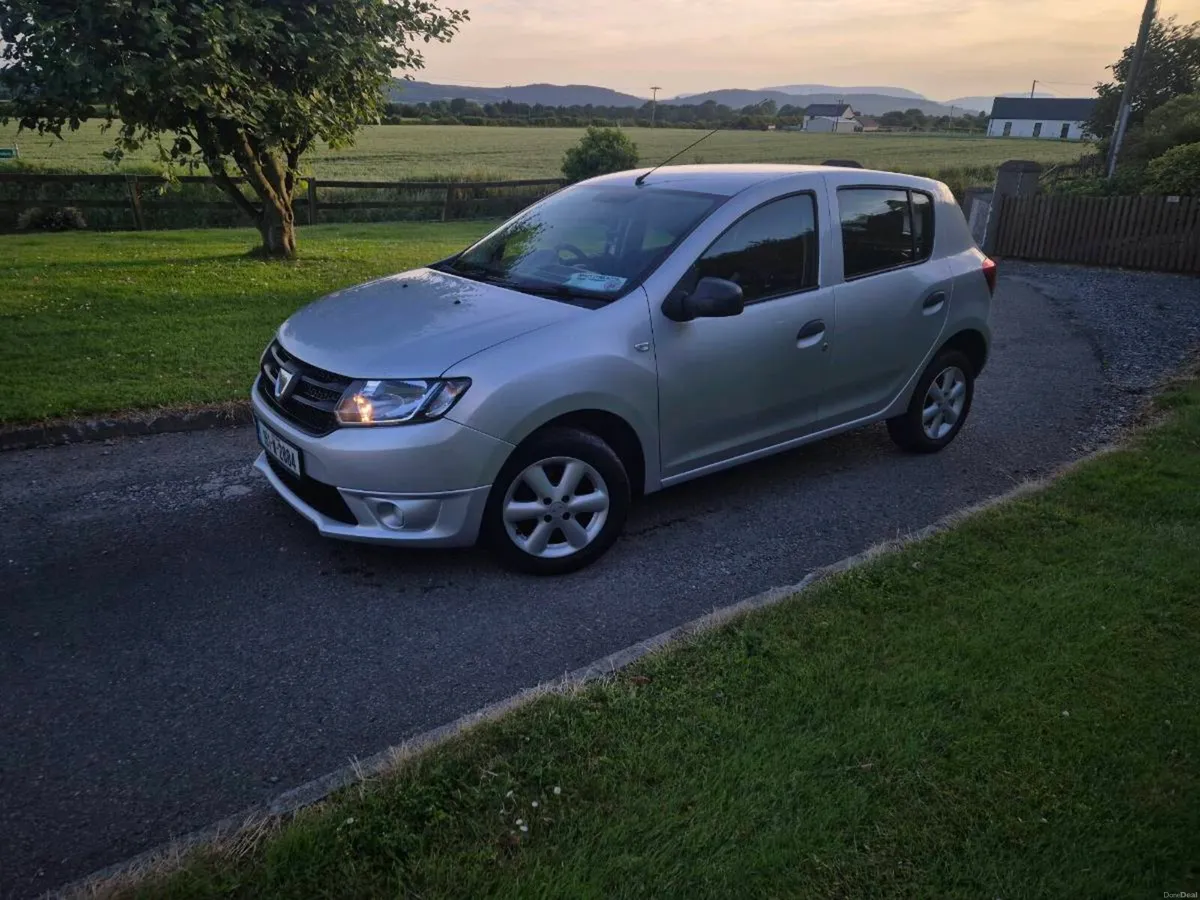2016 Dacia sandero 1.2 petrol. 08/2028 Test - Image 5