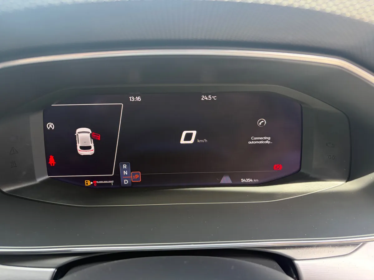 SEAT Leon FR 1.5 TSI Auto - Image 6