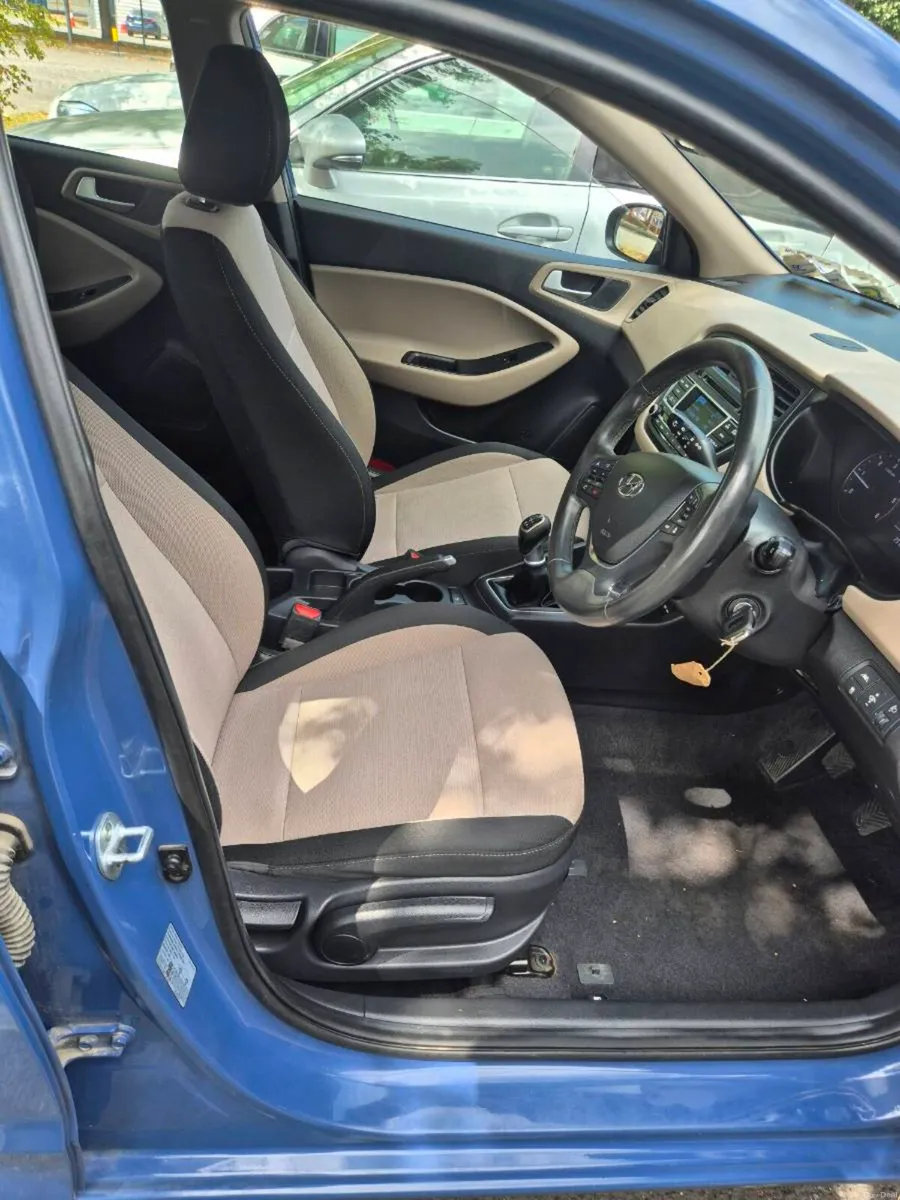 Hyundai I20 - Image 5