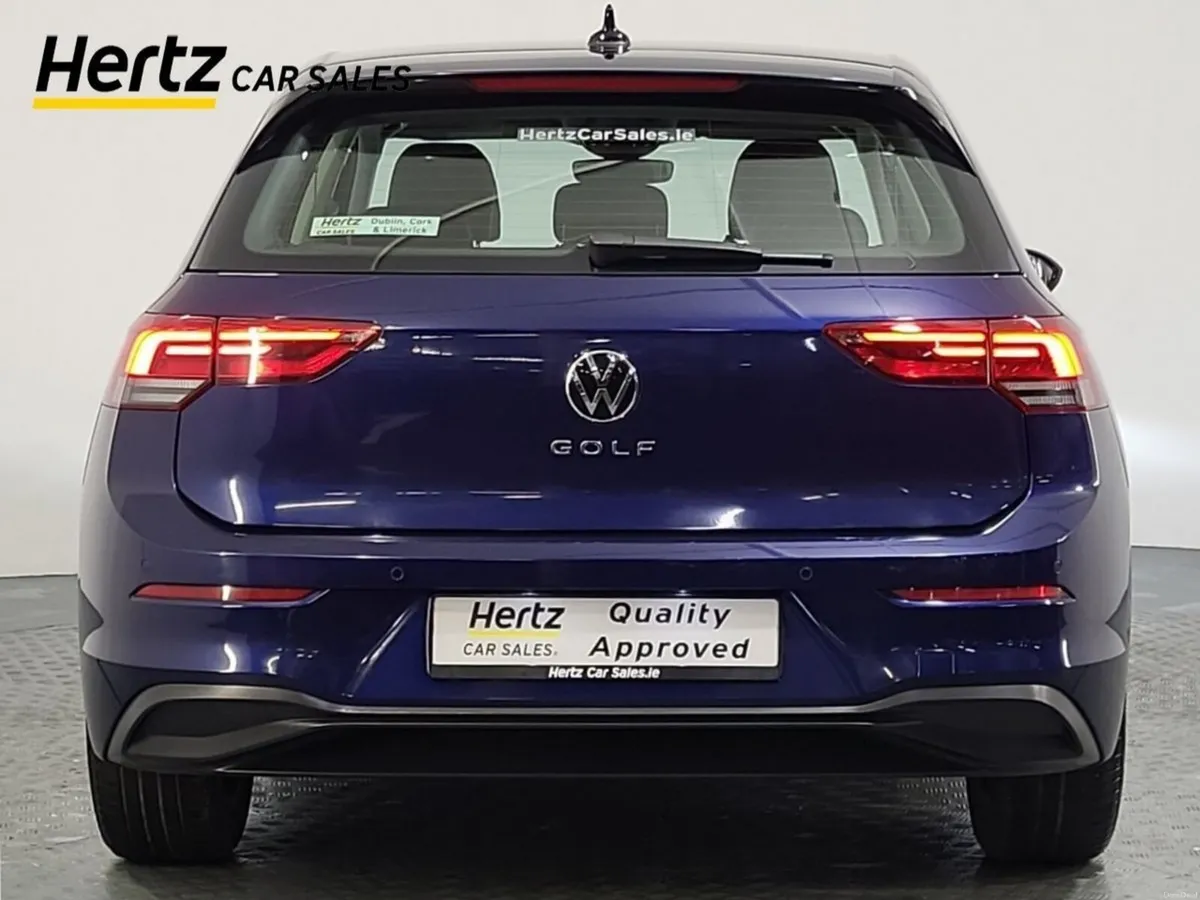 Volkswagen Golf LIFE 110HP Petrol Manual - Image 4
