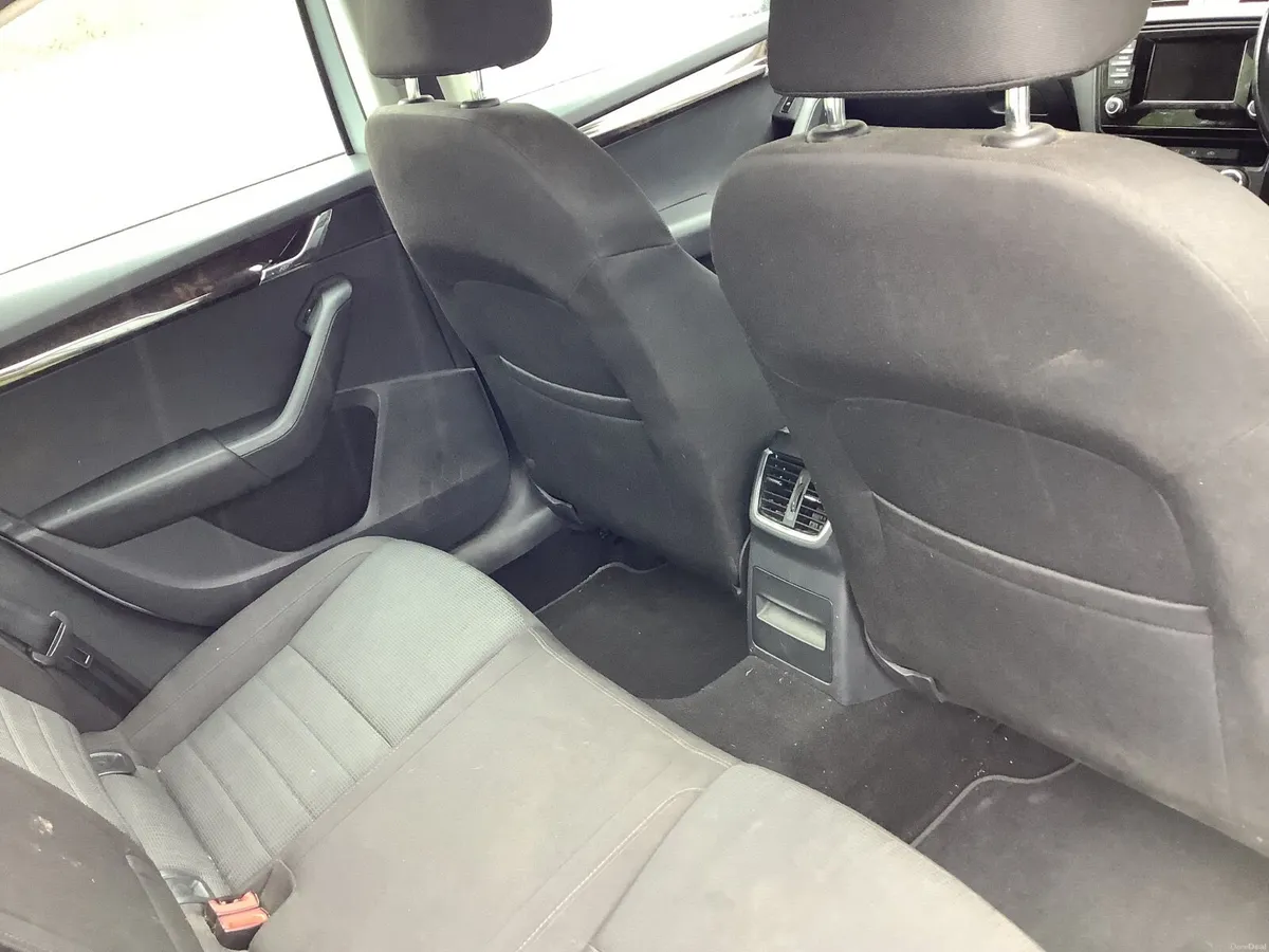 Skoda Octavia 2014 - Image 3