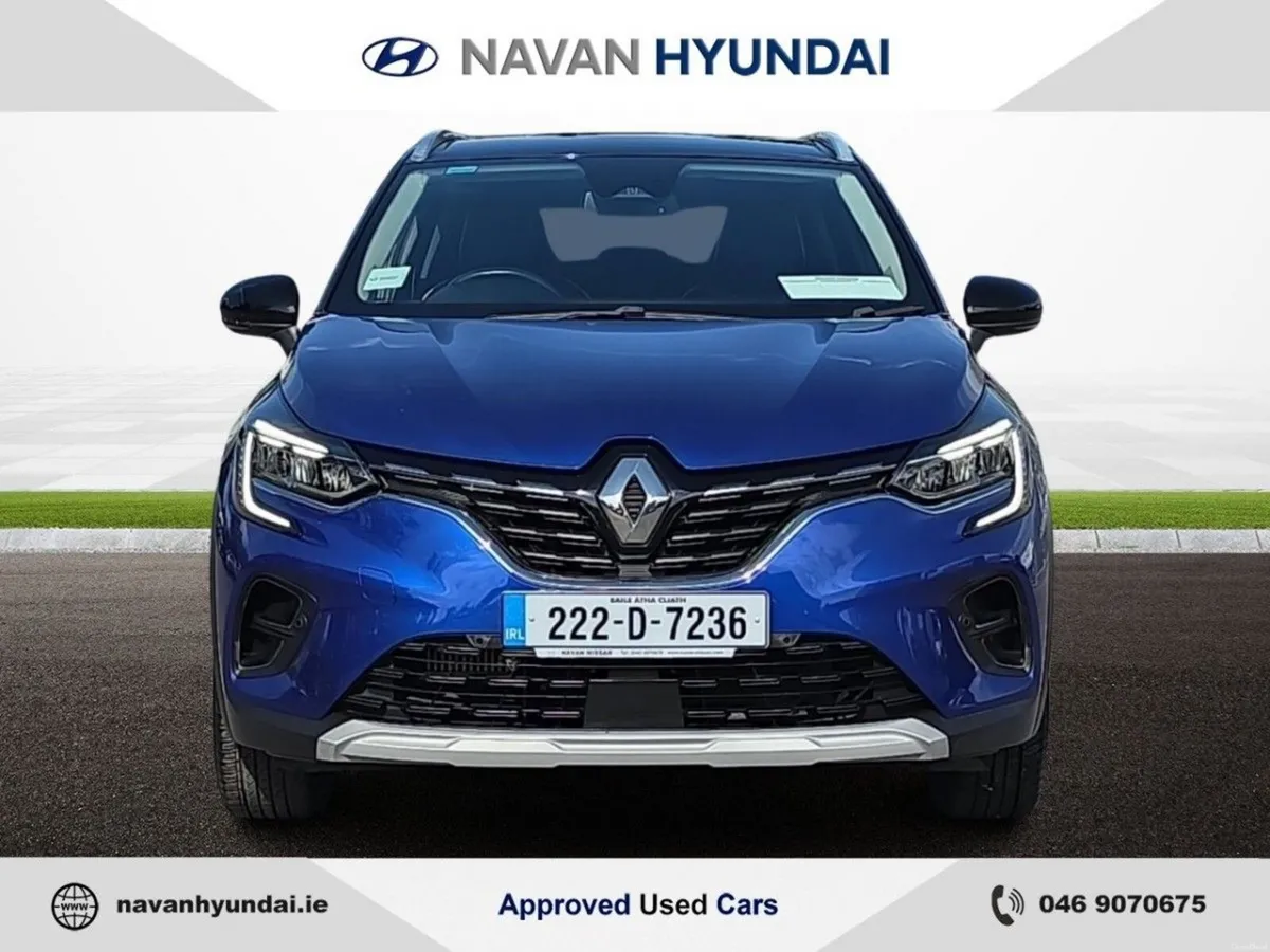 Renault Captur SE Edition *PERFECT FAMILY CAR* - Image 2