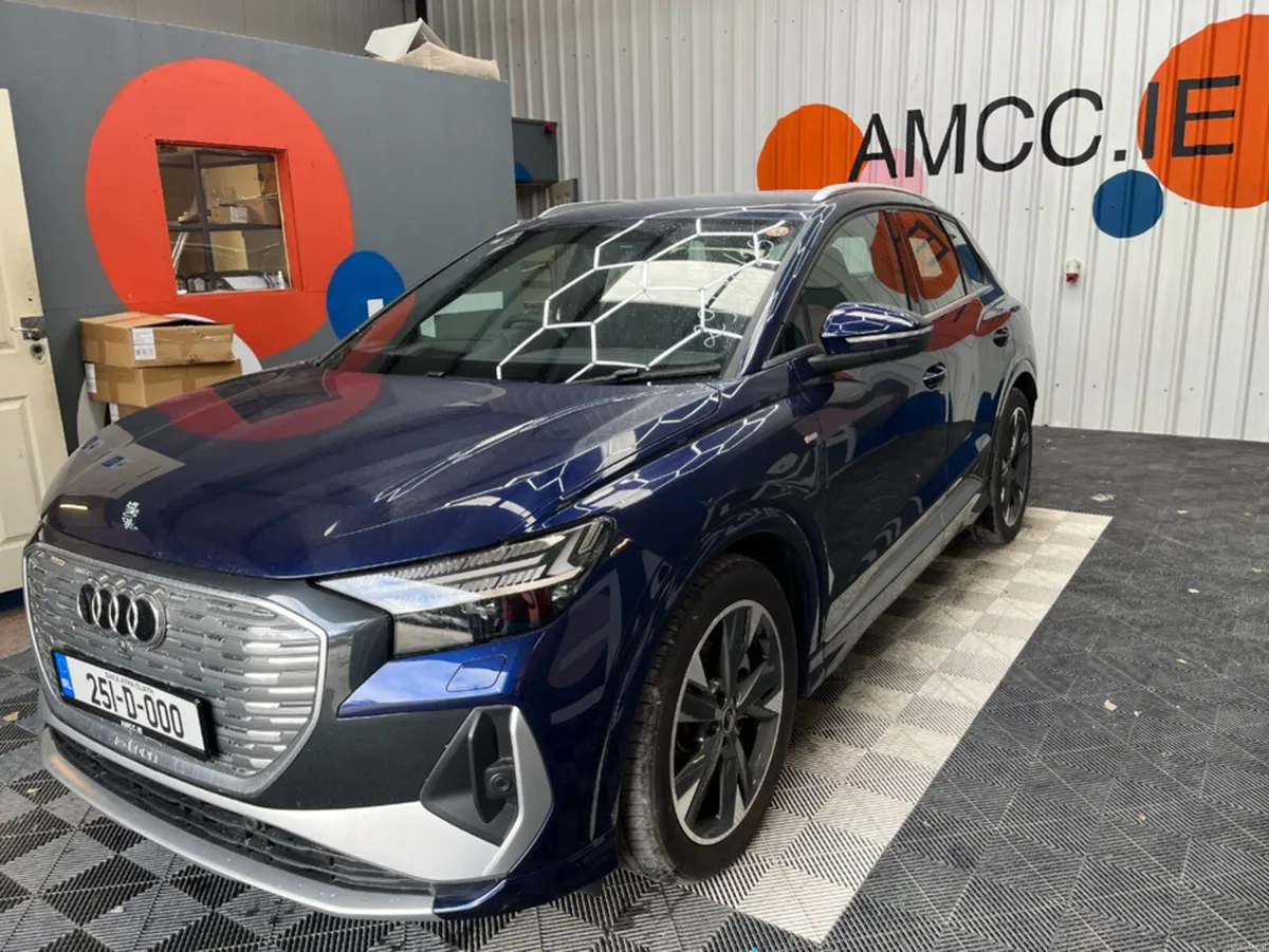 Audi Q4 e-tron 2025 AUDI Q4 E-TRON 45 S LINE/ AUTO - Image 5