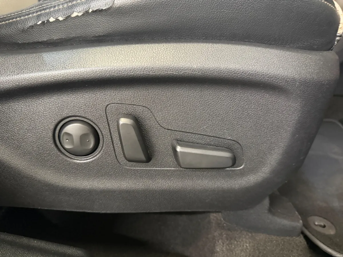 Kia Sorento PLATINUM AT 5DR AUTO - Image 6