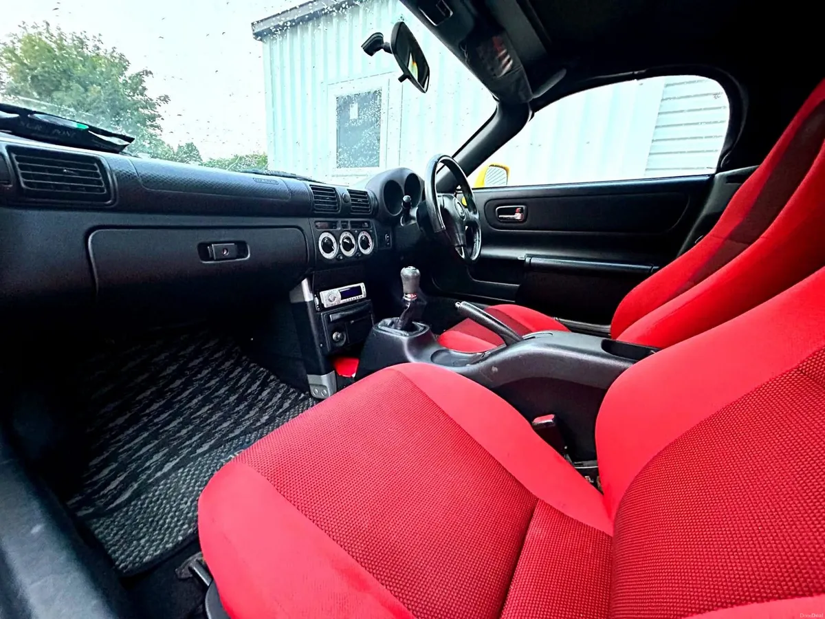 Toyota MRS Spyder (Convertible MR2) - Image 3