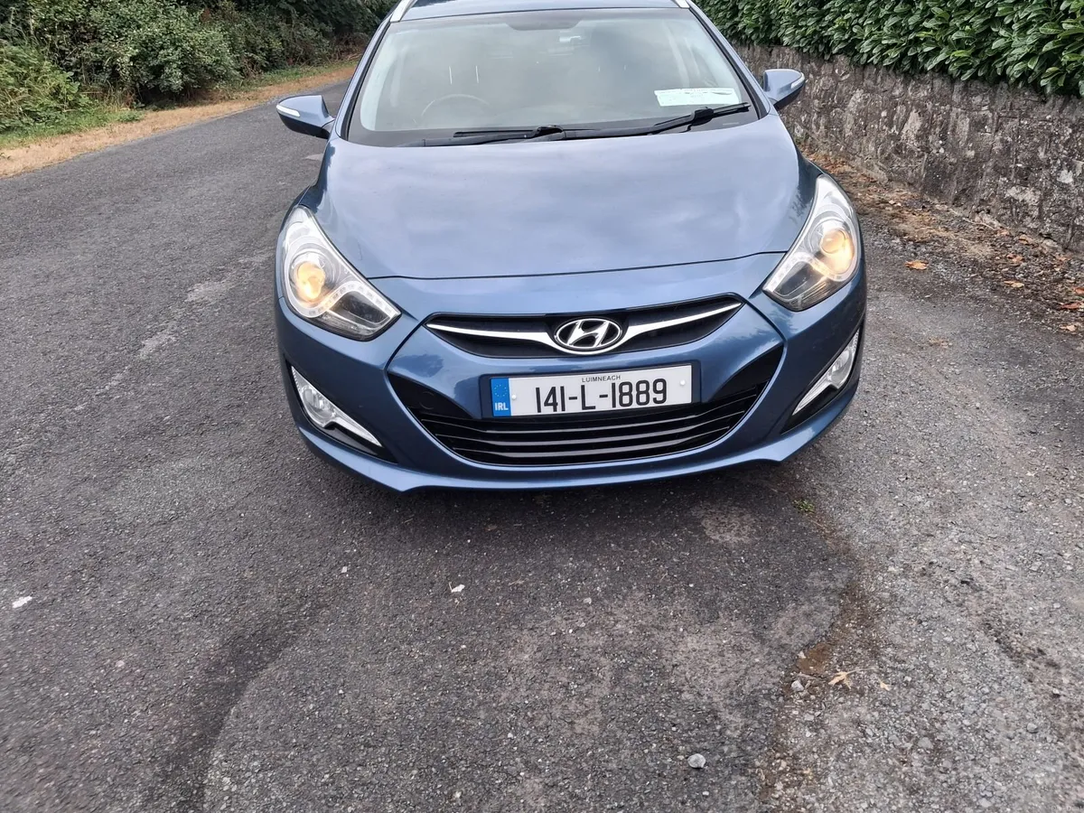 2014 Hyundai I40 1.7 diesel, new nct 7/27,tax 3/27 - Image 2