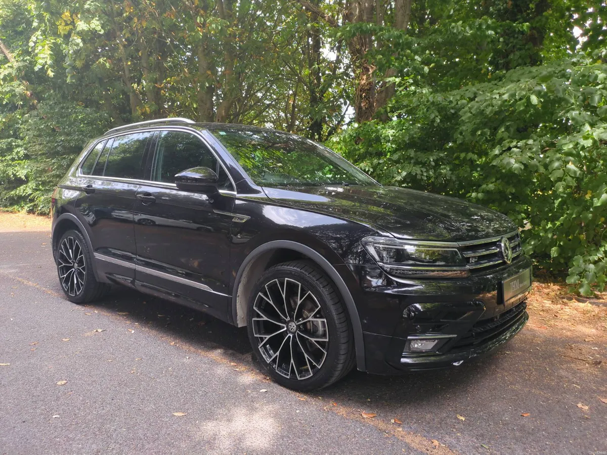 2019 VW Tiguan R-Line *HIGH SPEC* Low kms - Image 4