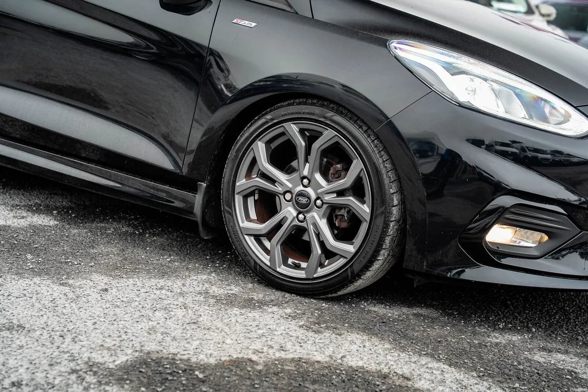 2019 Ford Fiesta St-Line - Image 5