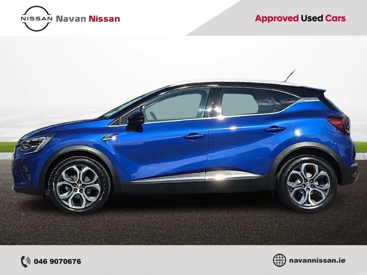 Renault Captur SE Edition *PERFECT FAMILY CAR* - Image 4