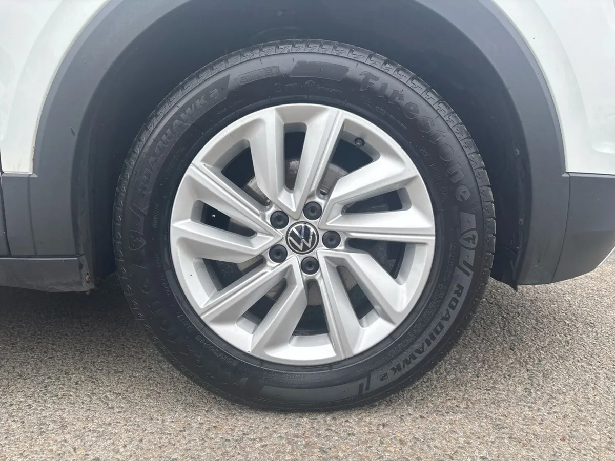 Volkswagen T-Cross T-CROSS LIFE 1.0 TSI M5F 95HP - Image 5