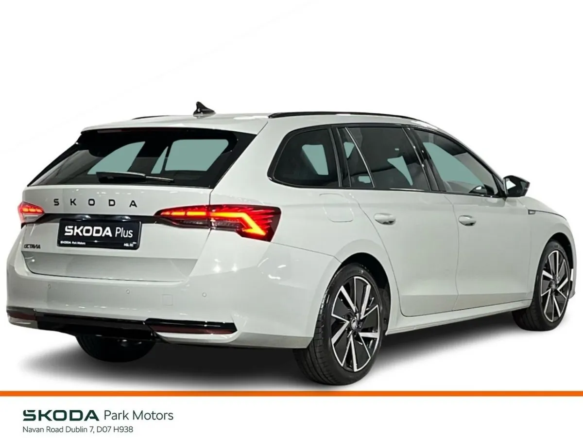 Skoda Octavia Sportline Combi DSG 1.5TSI 150BHP - - Image 4