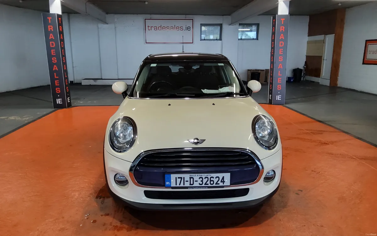 Mini Cooper 2017 - Image 2