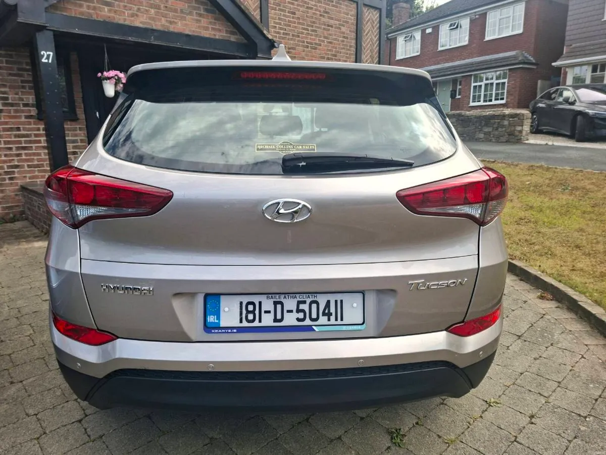HYUNDAI TUSCON 1.6 PETROL 2018 VERY CLEAN - Image 4