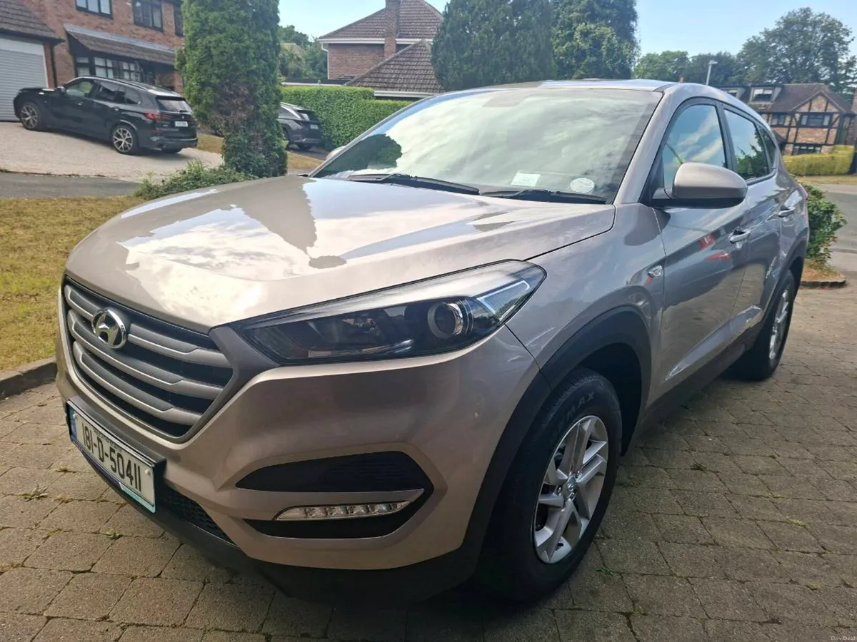 HYUNDAI TUSCON 1.6 PETROL 2018 VERY CLEAN - Image 6