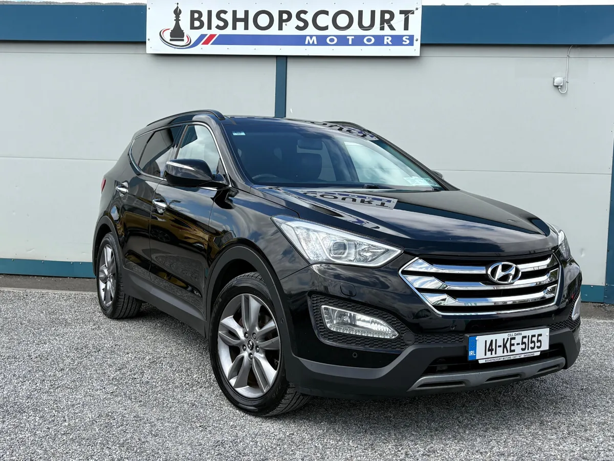 Hyundai Santa Fe 2014 - Image 2