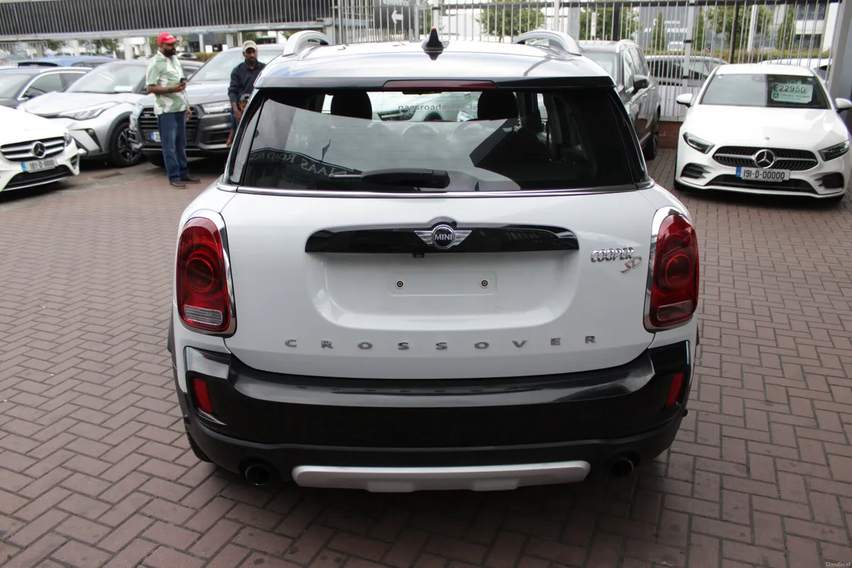 2017 MINI CROSSOVER AWD 2.0SD  5DR HATCHBACK AUTO - Image 5