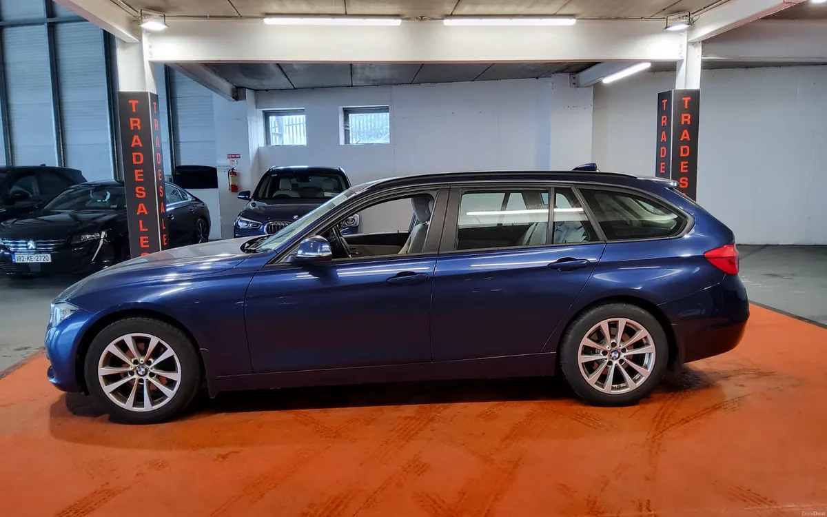 BMW 3-Series 2017 - Image 6