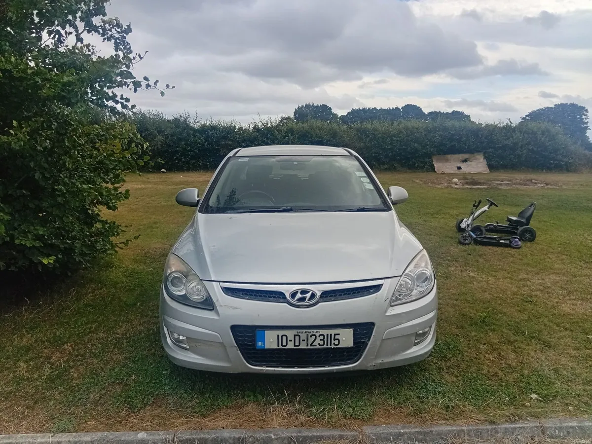 Hyundai i30 2010 - Image 1