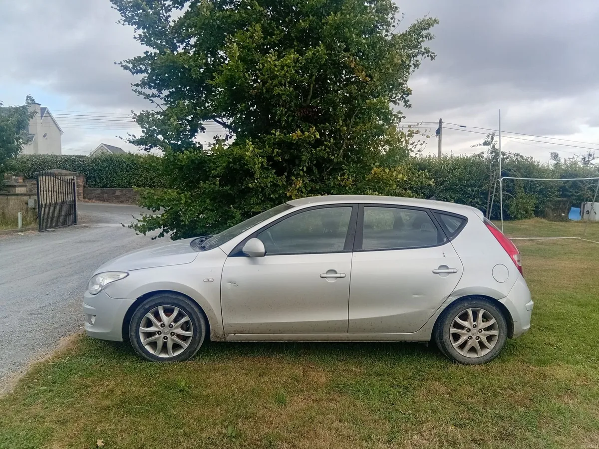 Hyundai i30 2010 - Image 3
