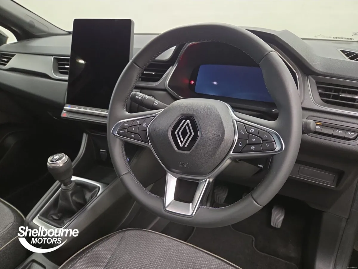 Renault Captur Hatchback Techno - Image 4