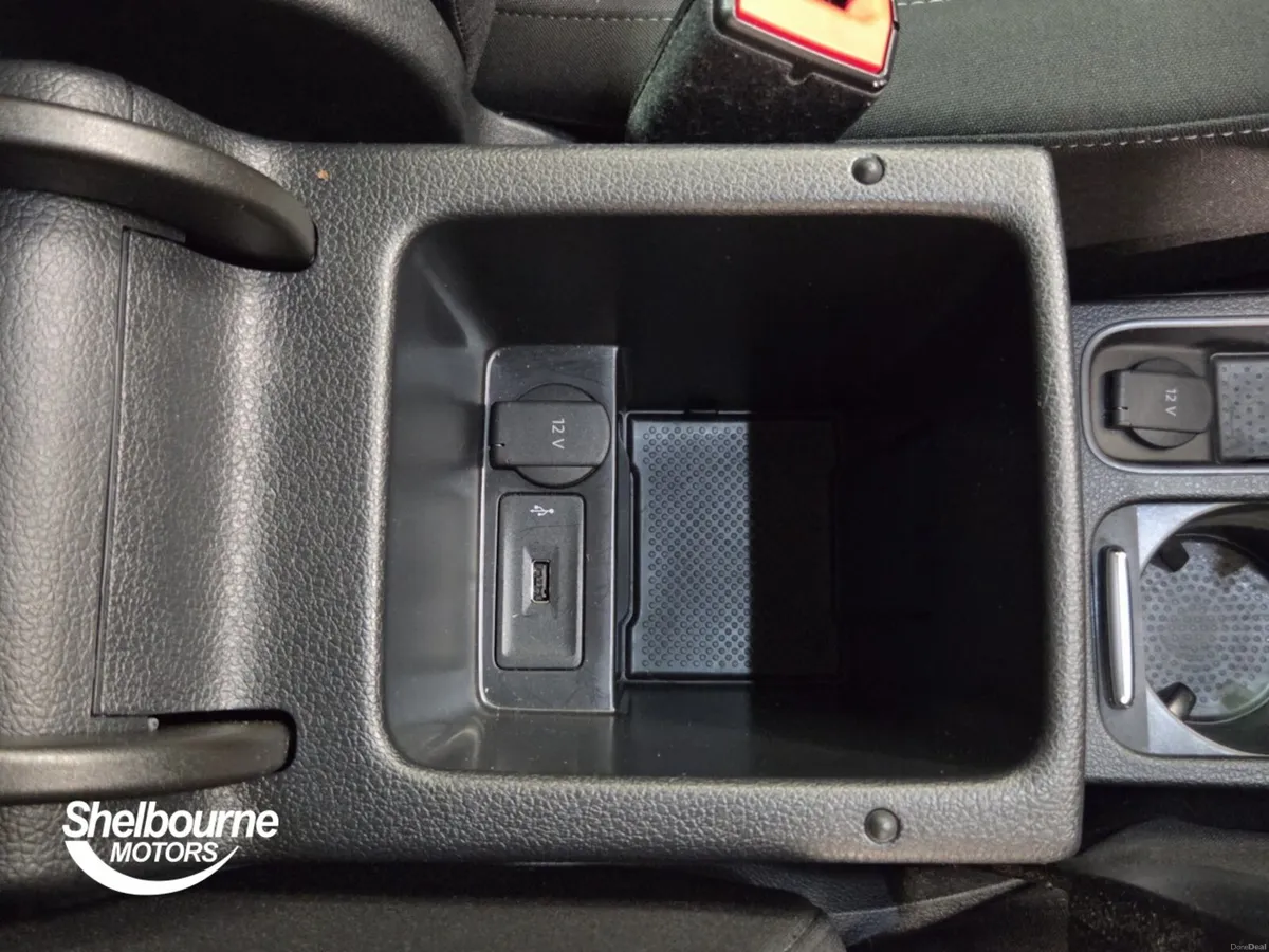 Volkswagen Sharan SE NAVIGATION TSI - Image 6