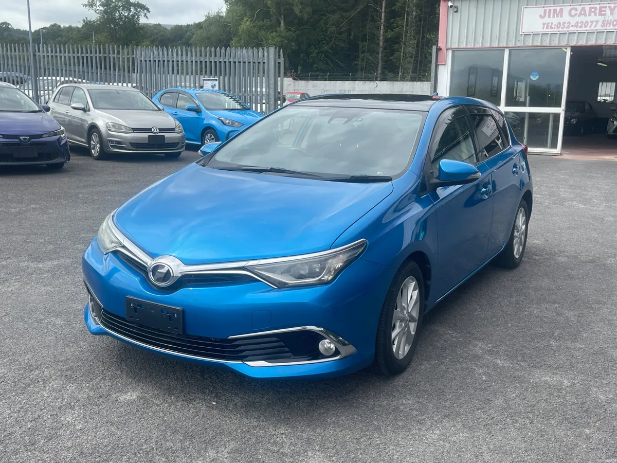 2015-1 Toyota Auris - Image 3