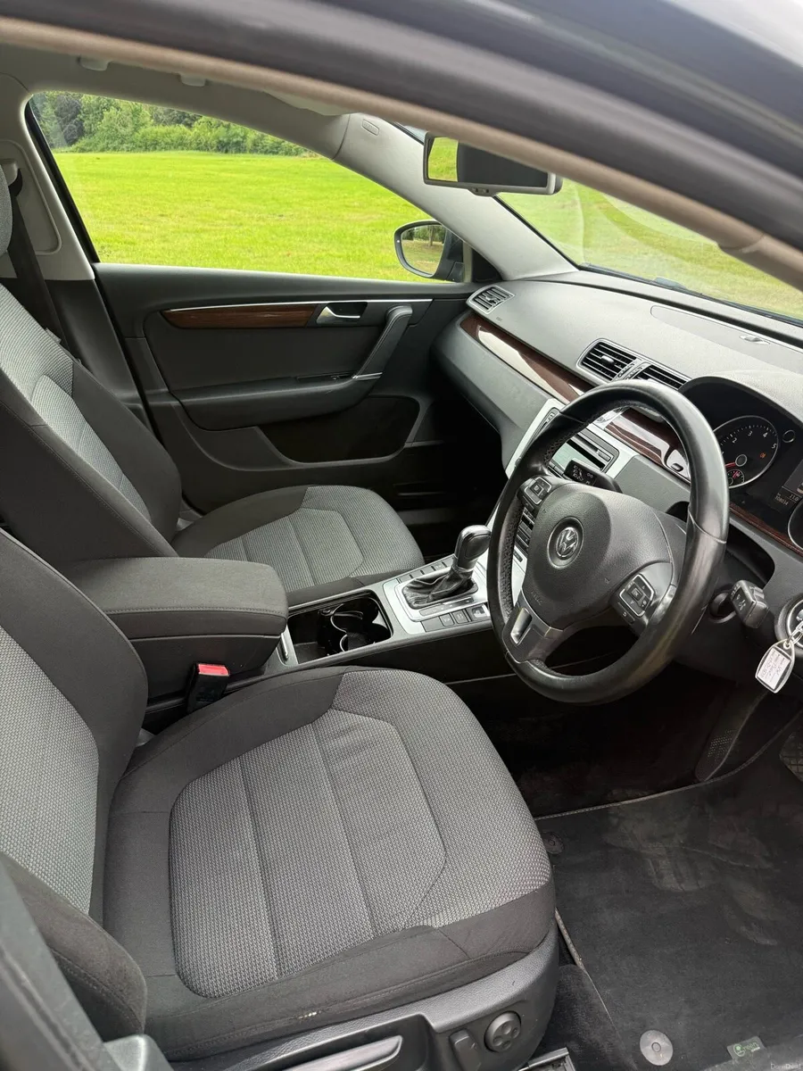 2011 Volkswagen Passat 1,4tsi automatic only 108km - Image 6