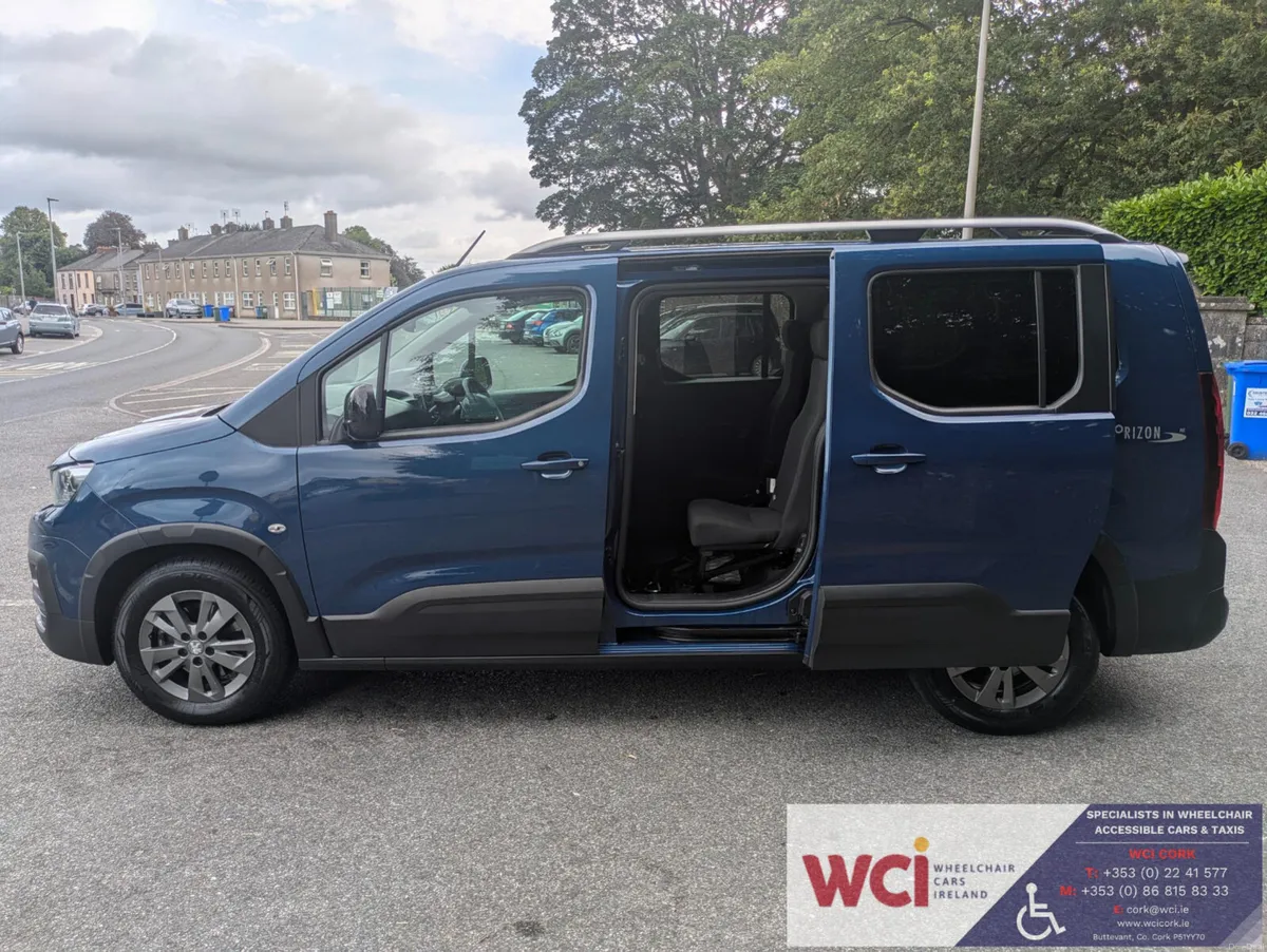 Wheelchair Accessible - Peugeot Rifter 2022 - Image 6