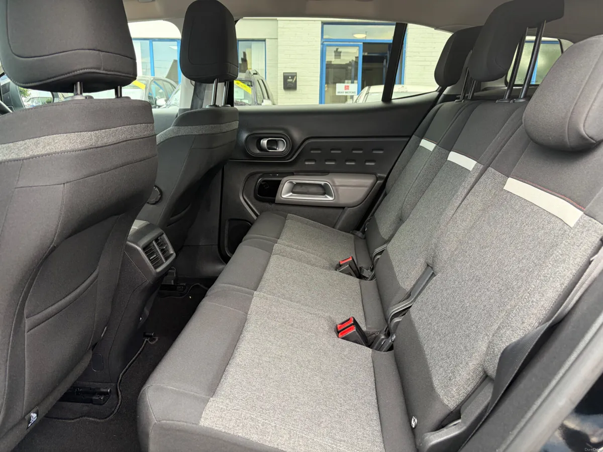2019 CITREON C5 AIRCROSS FEEL 1.2 PURETEC 130 4DR - Image 6