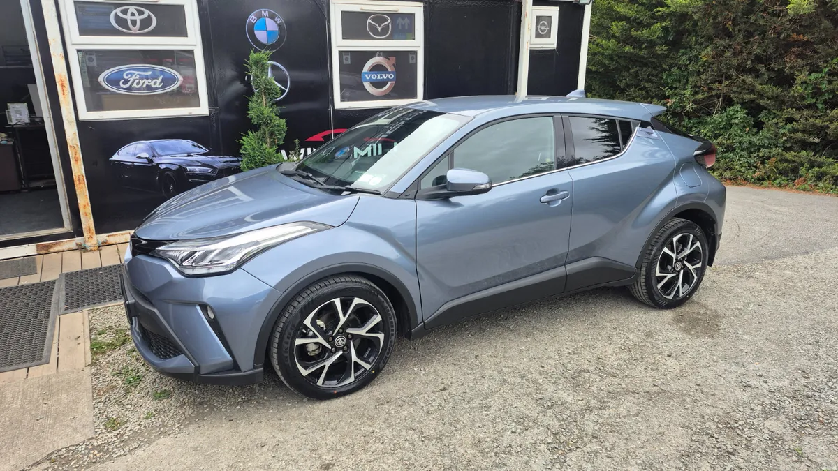 Toyota C-HR 1.8 Hybrid 2023 - Image 3