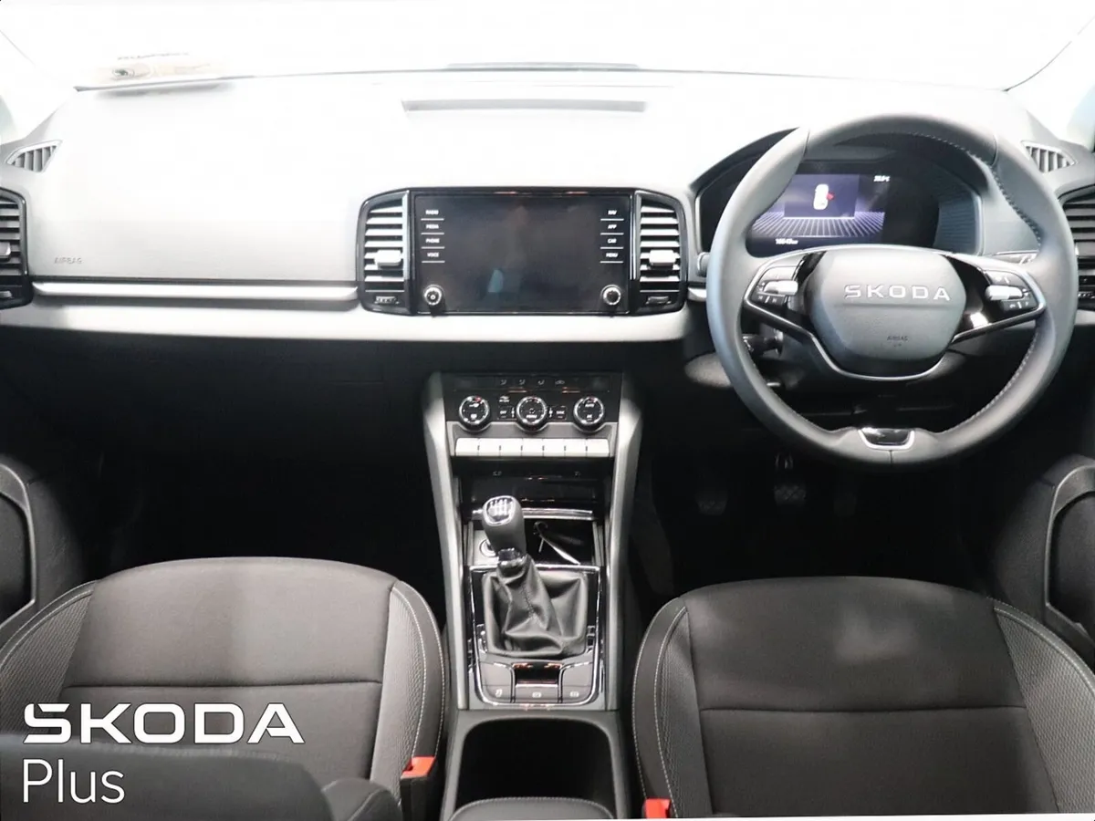 Skoda Karoq SELECTION 2.0TDI 115HP - Image 2