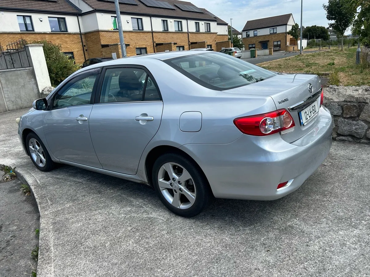 Toyota corrolla - Image 1