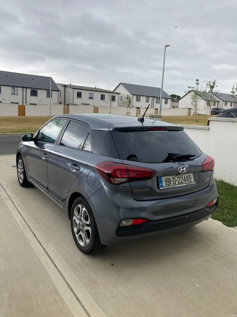 Hyundai i20 2019 Deluxe - Image 3