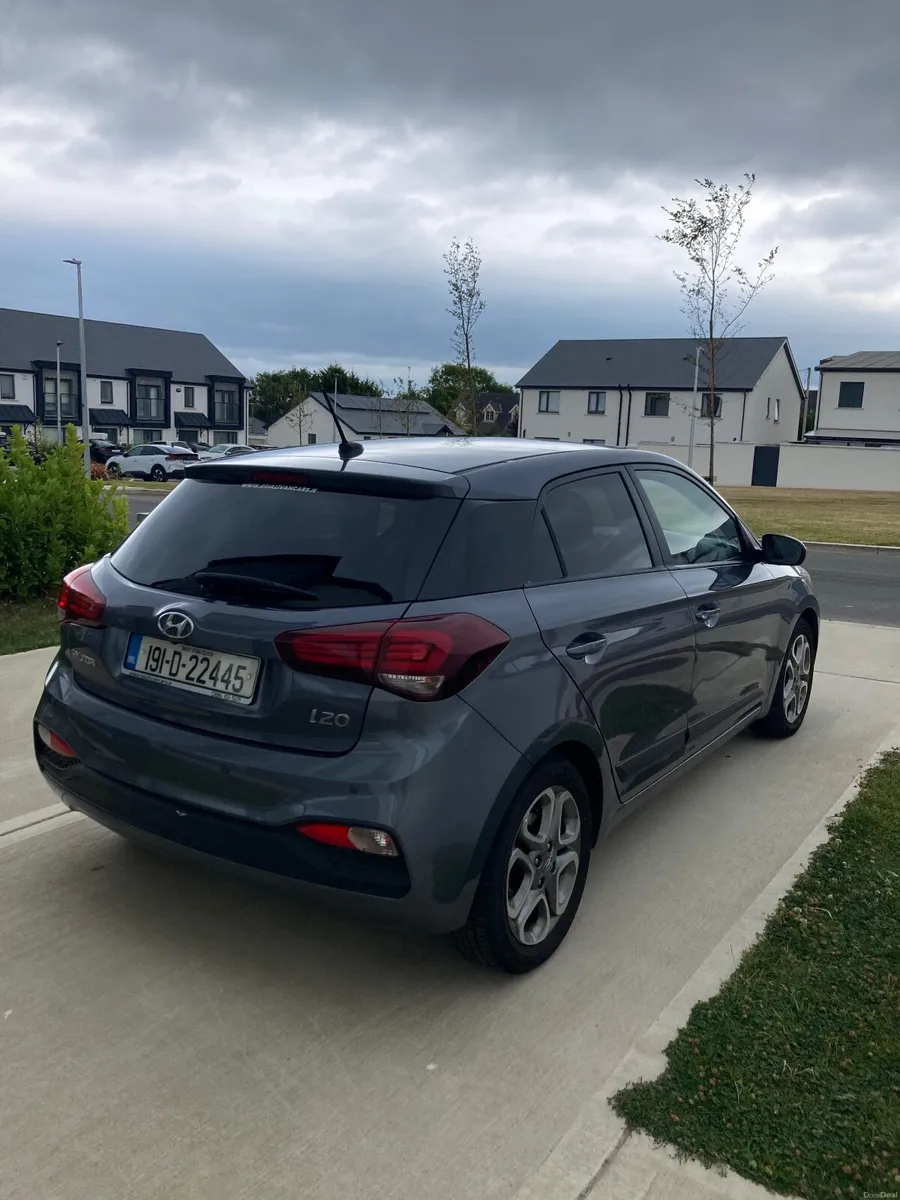 Hyundai i20 2019 Deluxe - Image 2