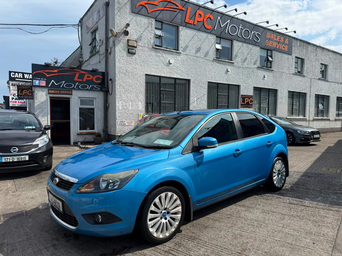 Ford Focus 2011 Low Mileage - Image 5