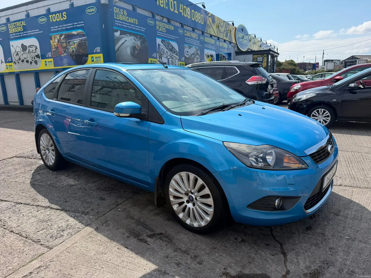 Ford Focus 2011 Low Mileage - Image 6