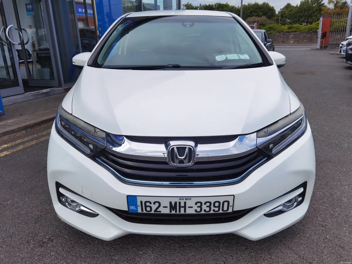 HONDA SHUTTLE 1.5 AUTOMATIC PETROL HYBRID - Image 2