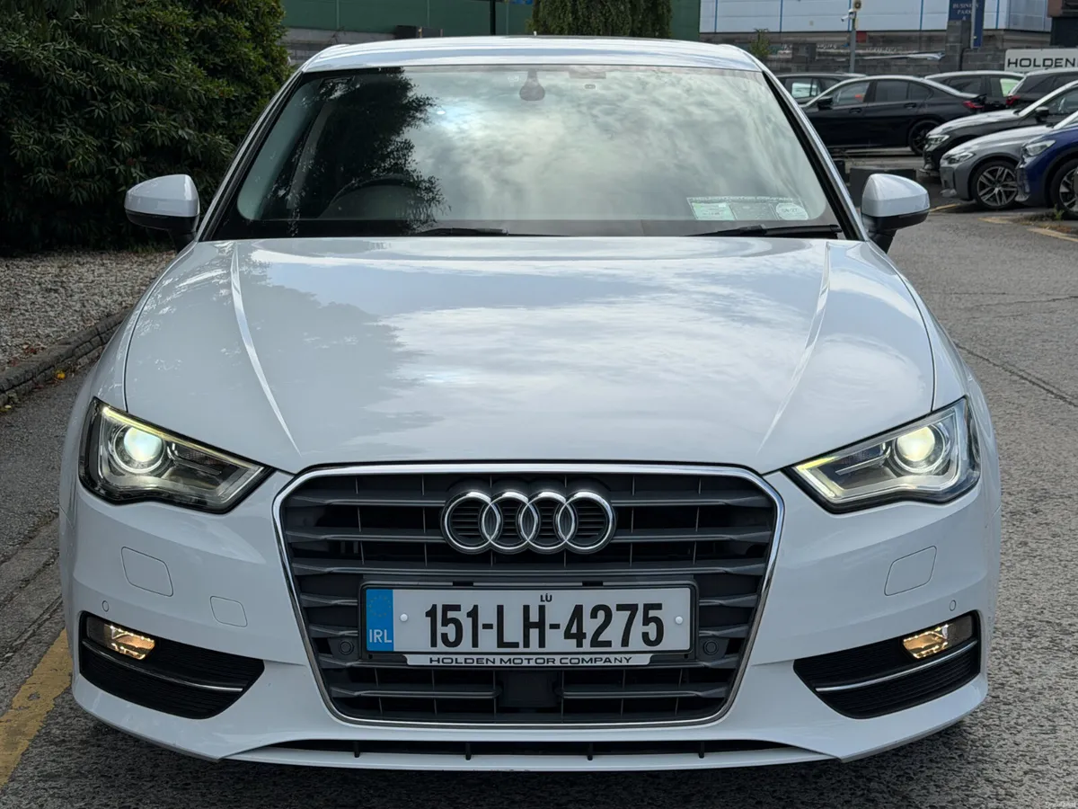2015 Audi A3..FULL SERVICE HISTORY..2 KEYS - Image 4