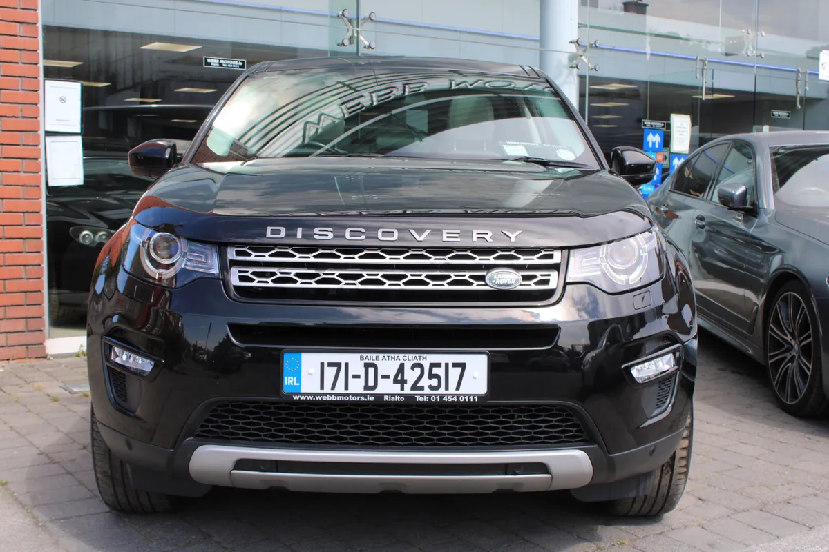 DISCOVERY SPORT - HSE - 7 SEAT - AUTO - PAN ROOF - Image 2