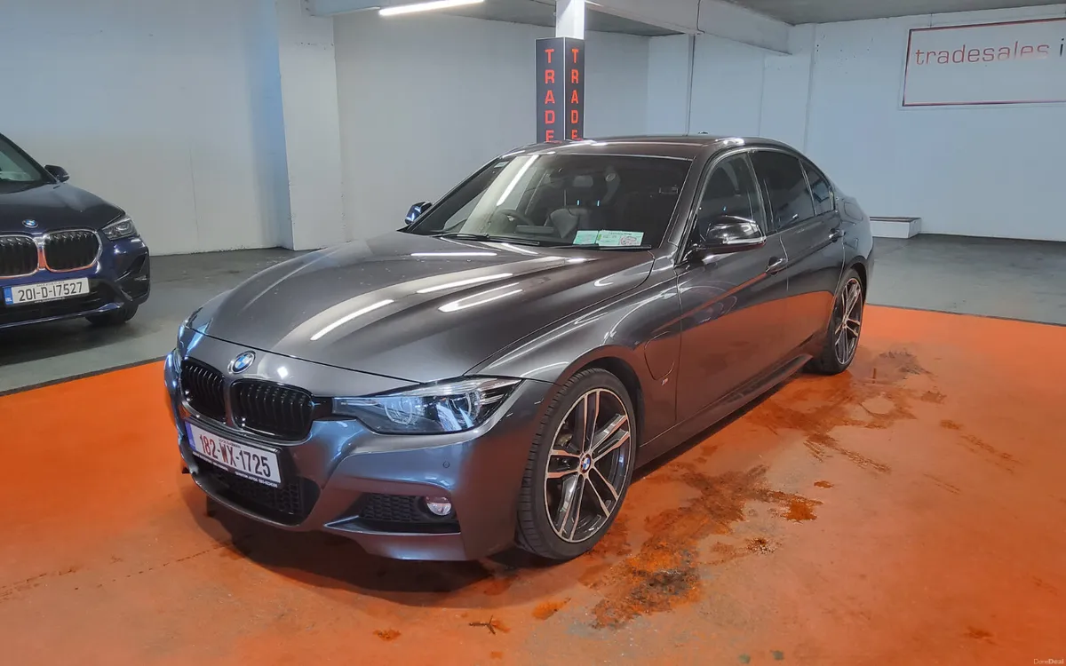 BMW 3-Series 2018 - Image 3