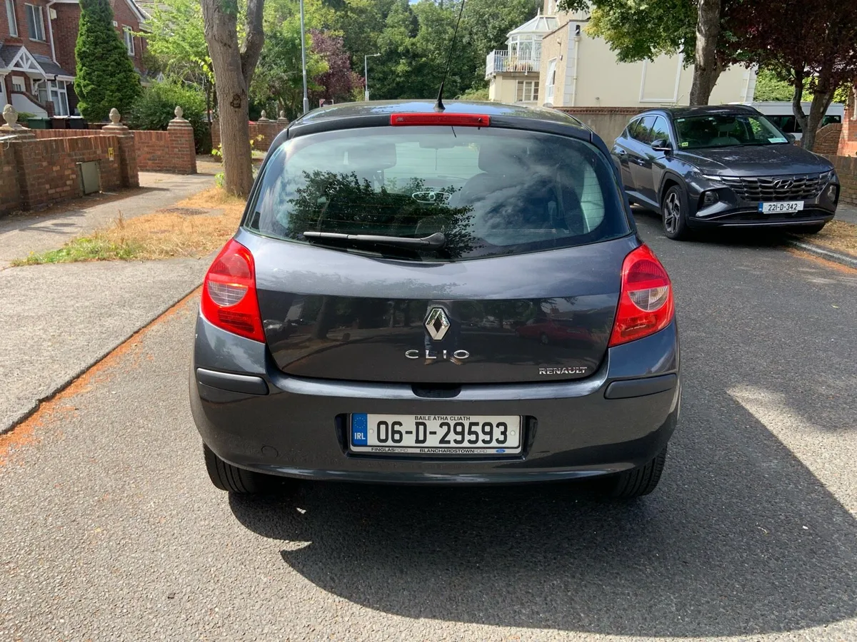 Renault Clio 1.2  new nct march 27 very low miles - Image 3