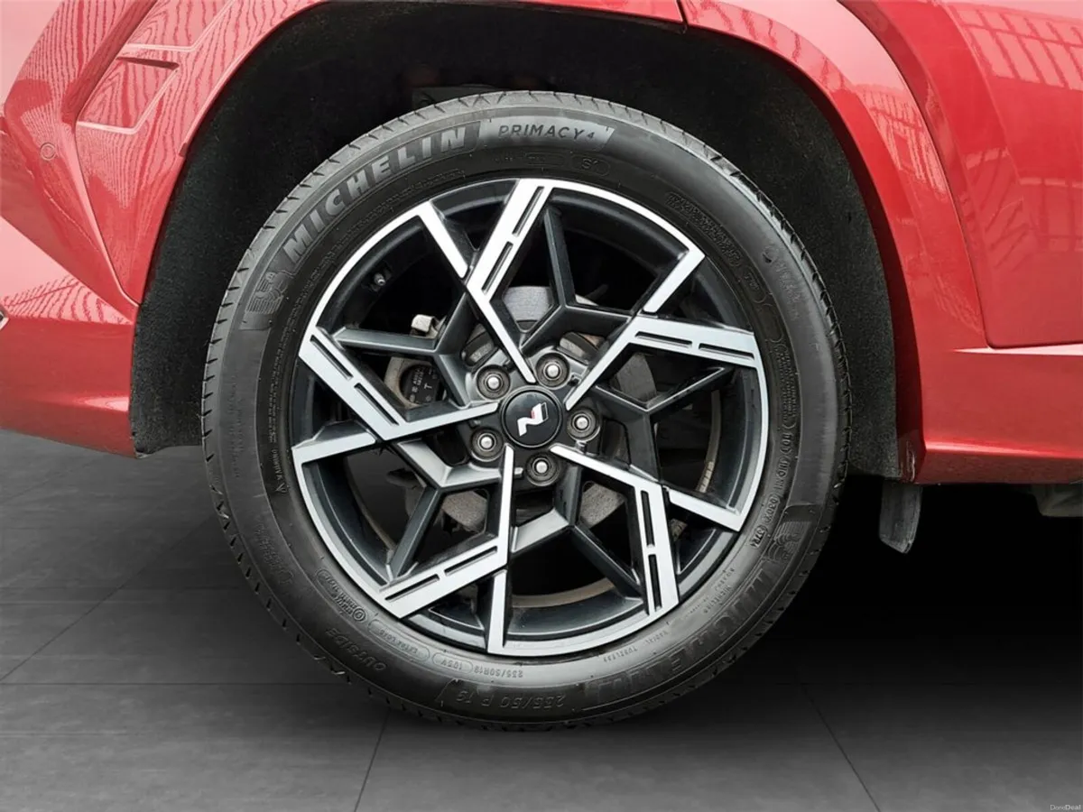 Hyundai Tucson Platinum N-Line Plug in Hybrid with - Image 3