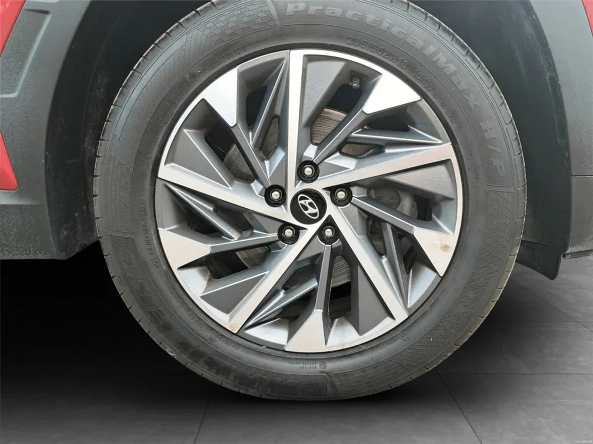 Hyundai Tucson Executive 1.6 Diesel with Full Serv - Image 3