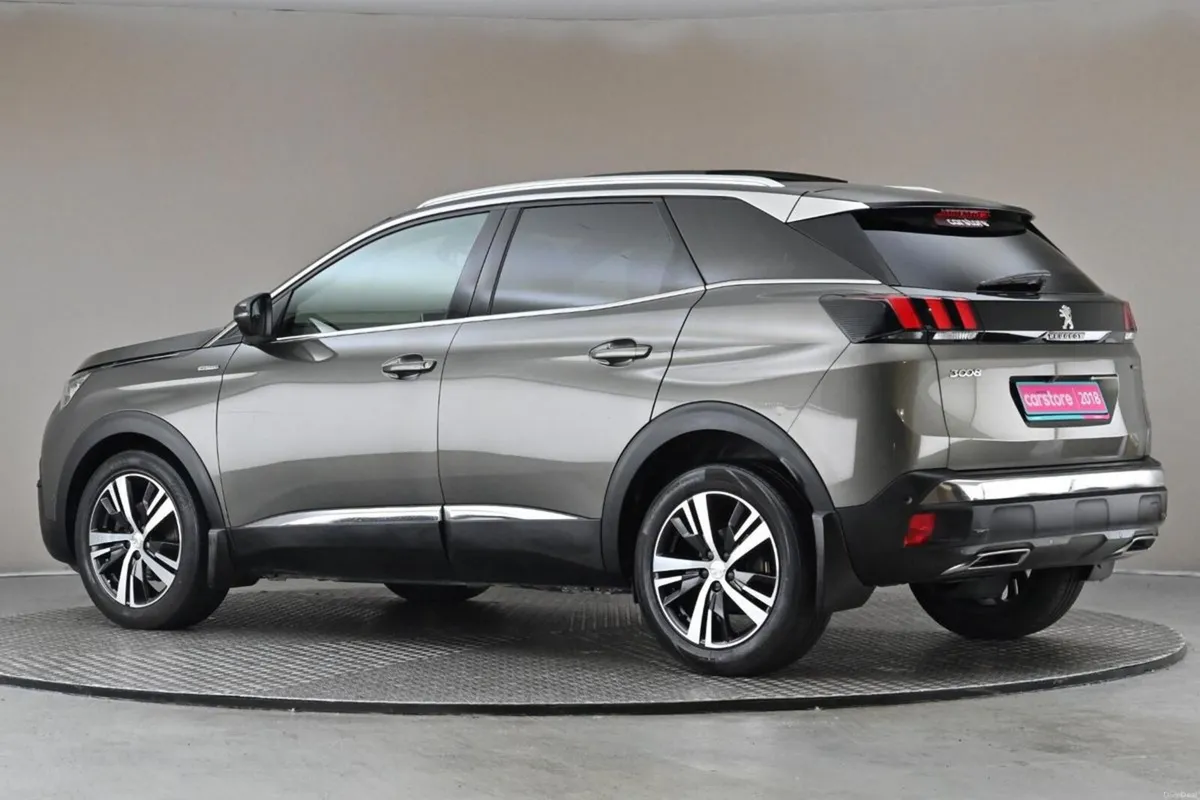 Peugeot 3008 1.6 BLUE HDI GT-LINE 6SPD **HALF LEAT - Image 6