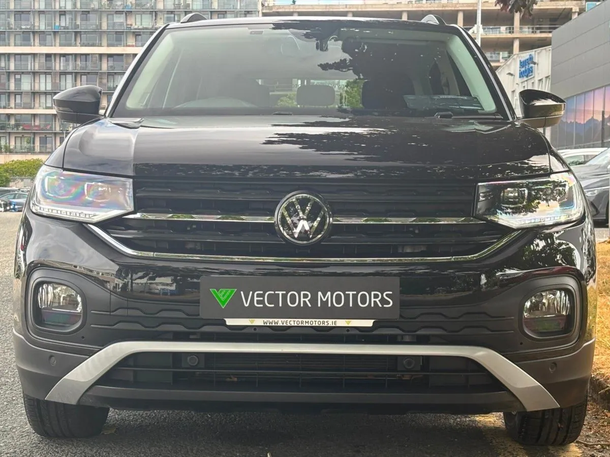 Volkswagen T-Cross 1.0 TSI AUTO - Image 3
