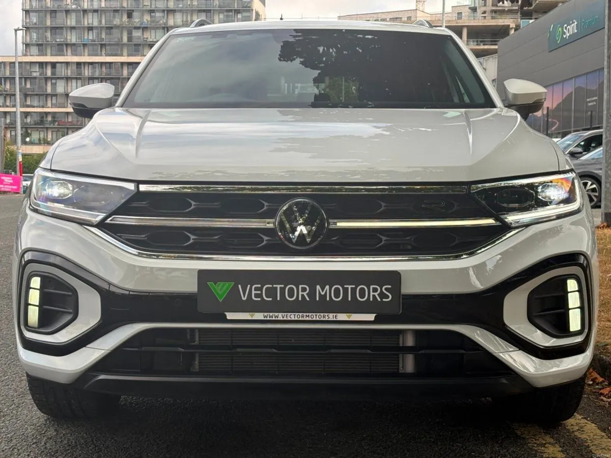 Volkswagen T-Roc R-LINE TDI AUTO 12 MONTH WARRANTY - Image 3