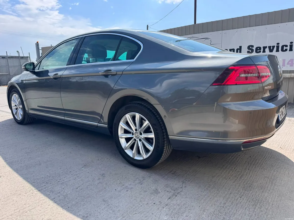 161 VW Passat 1.6TDI 120BHP Highline Warranty - Image 5