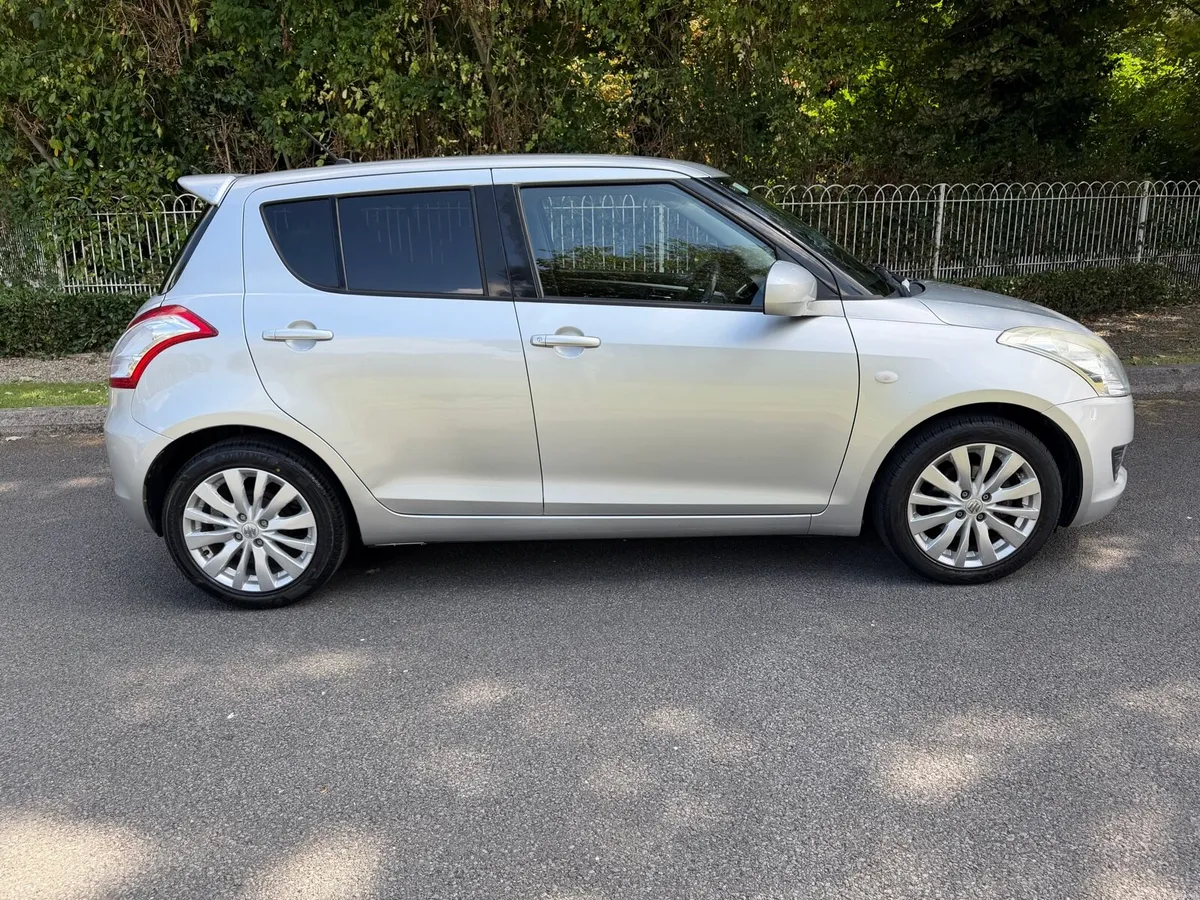 Suzuki Swift GLX  *Low mileage* - Image 2