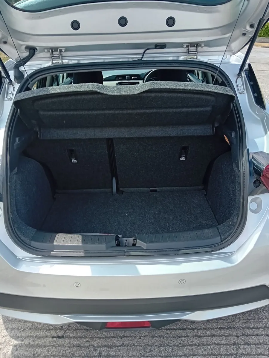 Nissan Micra 2017 - Image 6