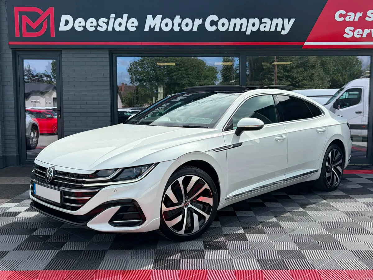(241) Volkswagen Arteon R-Line eHybrid | Pano Roof - Image 1